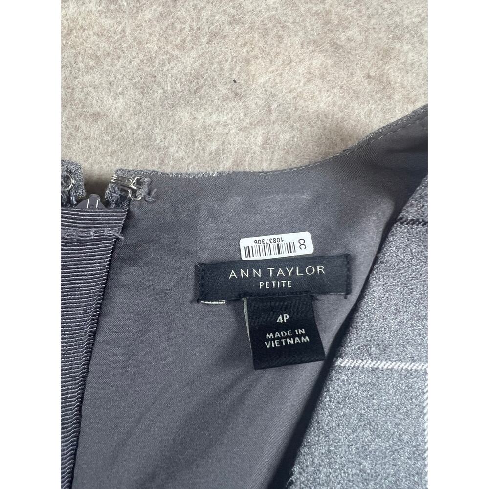 Ann Taylor Windowpane Plaid Sheath Dress Gray Women's Size 4 Petite - Picture 8 of 9